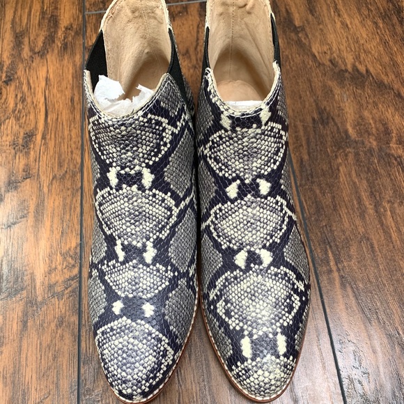 Madewell Boots - Picture 7 of 8